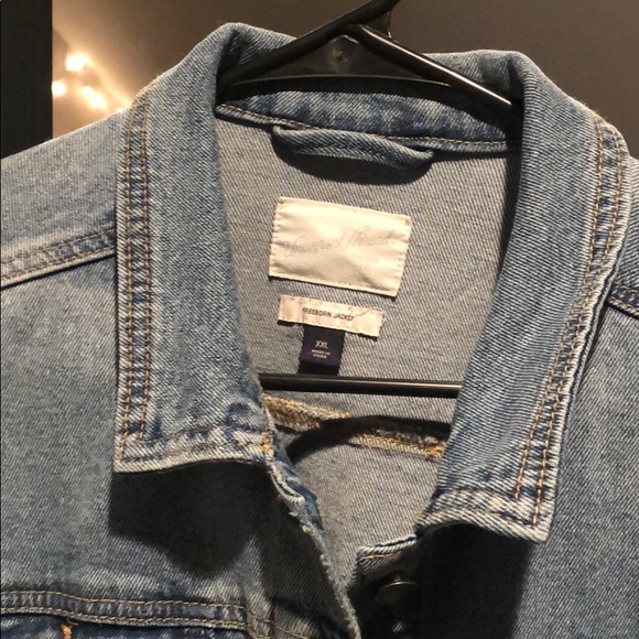 Jean Jacket - Picture 2 of 3